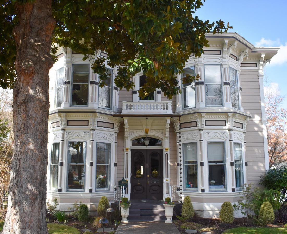 Mccall House Boutique Hotel Ashland Buitenkant foto